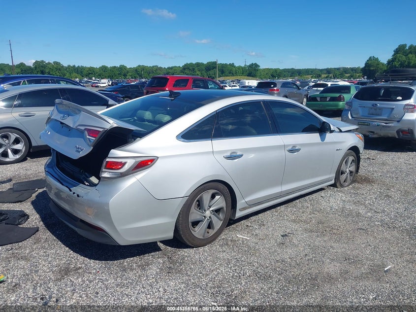2016 Hyundai Sonata VIN KMHE34L17GA033554 IAAI salvage auction — FRONT & REAR, Salvage - Greater Than 75% (Maryland), sold $400 on 2026-07-20 (photo 4)