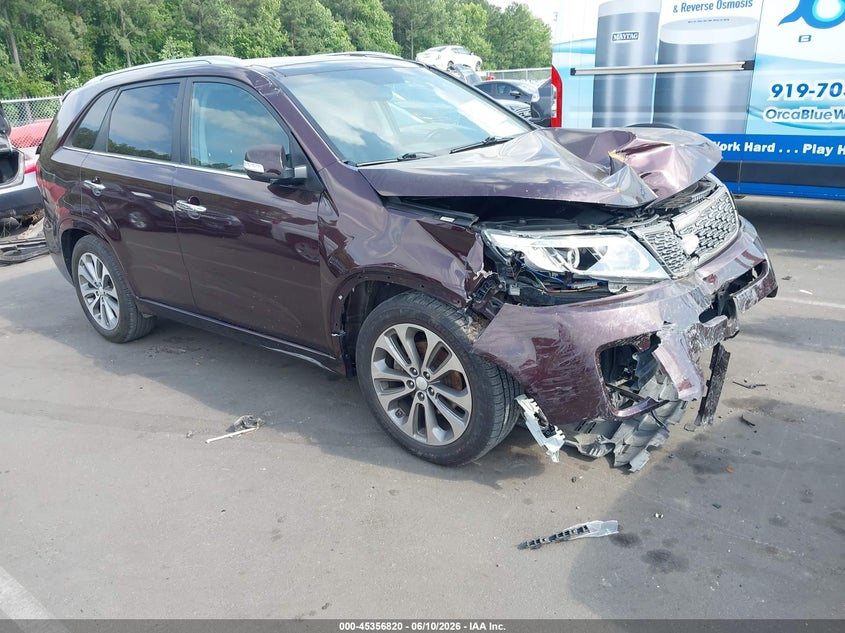 2015 Kia Sorento VIN 5XYKW4A72FG584706 IAAI salvage auction — FRONT & REAR, Salvage (North Carolina), sold $500 on 2026-07-16 (photo 1)