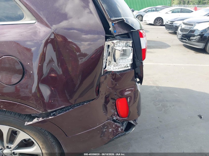 2015 Kia Sorento VIN 5XYKW4A72FG584706 IAAI salvage auction — FRONT & REAR, Salvage (North Carolina), sold $500 on 2026-07-16 (photo 6)