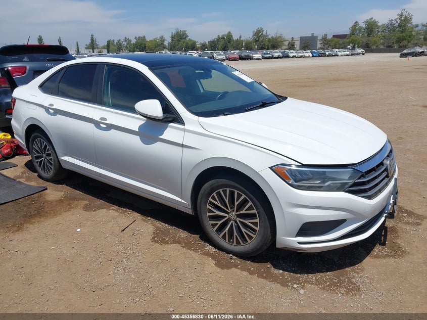 2019 Volkswagen Jetta VIN 3VWCB7BU8KM149804 IAAI salvage auction — LEFT FRONT, Salvage Title, sold $3,250 on 2026-09-15 (photo 1)