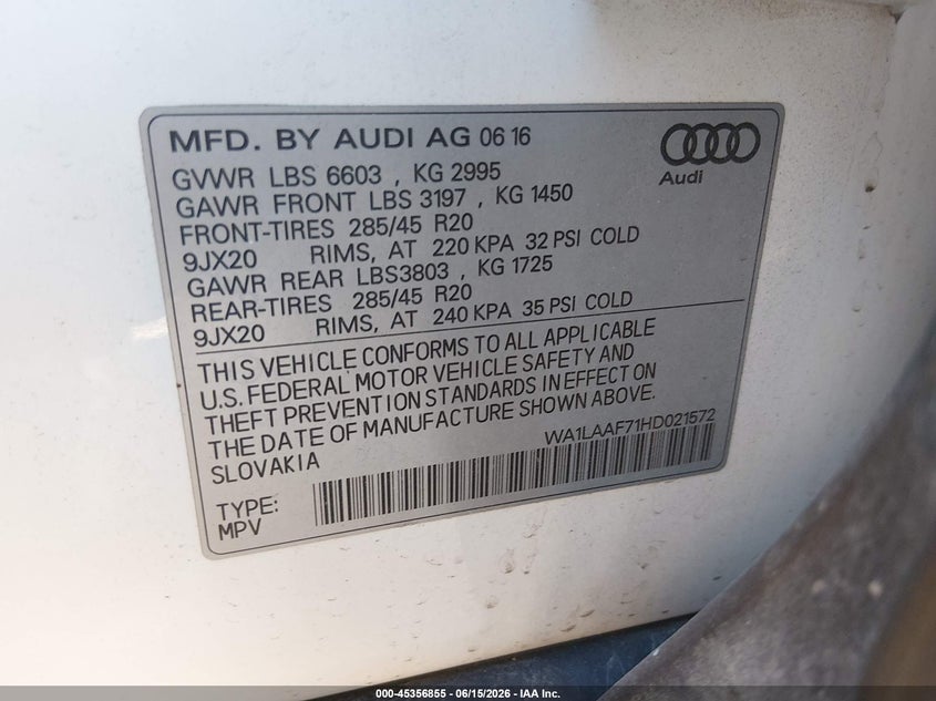 2017 Audi Q7 VIN WA1LAAF71HD021572 IAAI salvage auction — HAIL, Clear (Missouri), sold $6,900 on 2026-07-20 (photo 9)