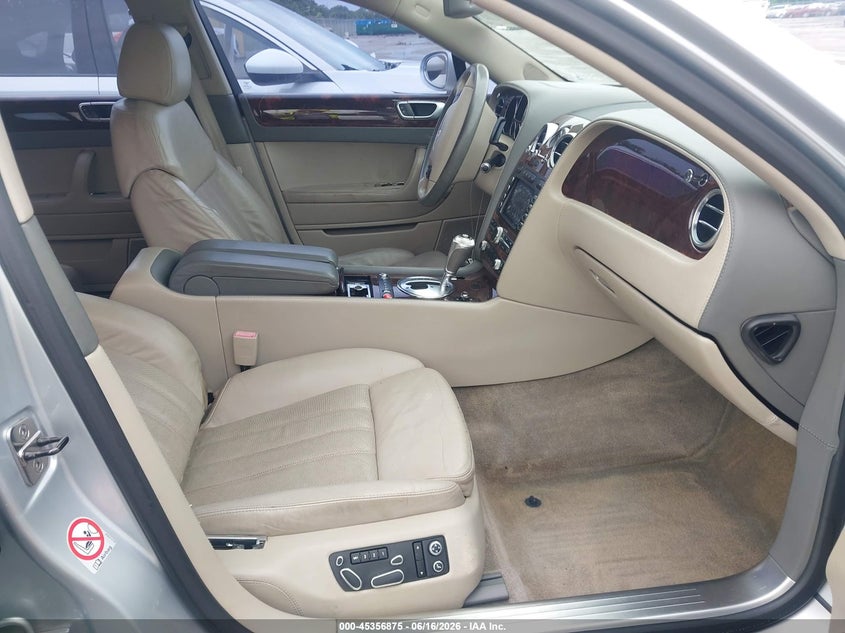 2006 Bentley Continental flying spur VIN SCBBR53W06C038043 IAAI salvage auction — FRONT END, Salvage (Louisiana), sold $3,250 on 2026-07-21 (photo 5)