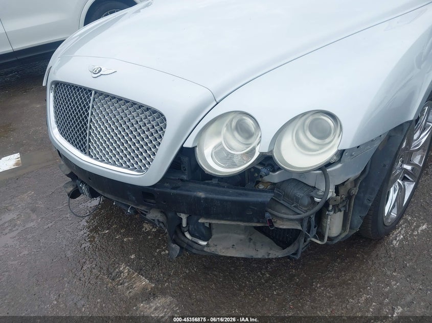 2006 Bentley Continental flying spur VIN SCBBR53W06C038043 IAAI salvage auction — FRONT END, Salvage (Louisiana), sold $3,250 on 2026-07-21 (photo 6)