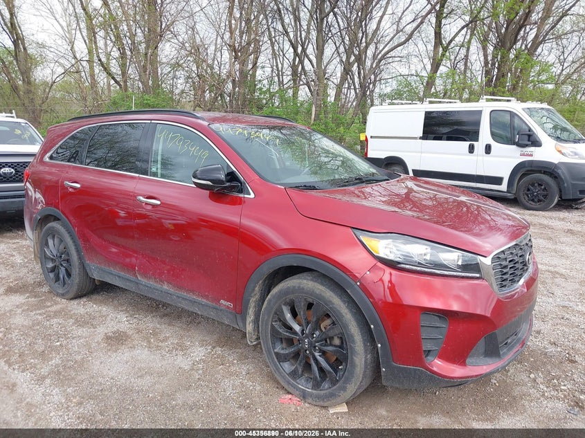 2019 Kia Sorento VIN 5XYPGDA56KG592867 IAAI salvage auction — FRONT & REAR, Clear (Indiana), sold $1,850 on 2026-07-08 (photo 1)