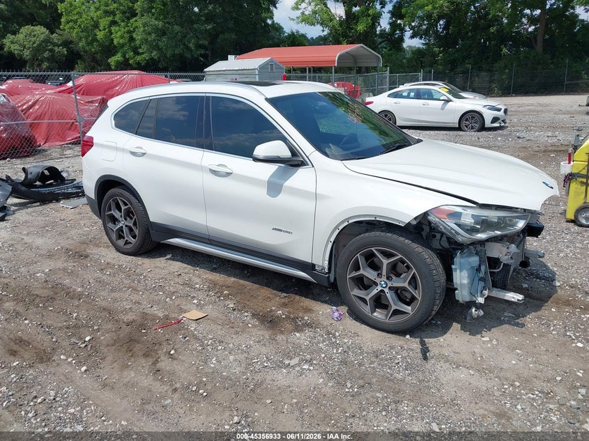 2016 BMW X1 VIN WBXHT3C30G5E53412 IAAI salvage auction — FRONT END, Salvage Title, sold $3,200 on 2026-07-30 (photo 1)