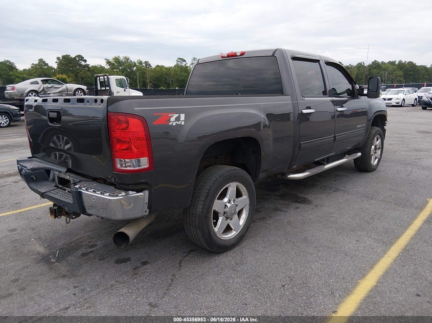 2011 Gmc SIERRA VIN 1GT121C81BF152813 IAAI salvage auction — FRONT END, Salvage (South Carolina), sold $6,000 on 2026-07-18 (photo 4)