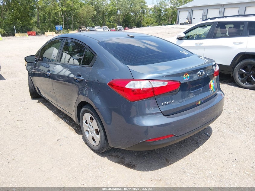 2015 Kia Forte VIN KNAFX4A64F5435063 IAAI salvage auction — FRONT END, Clear (Indiana), sold $400 on 2026-07-18 (photo 3)