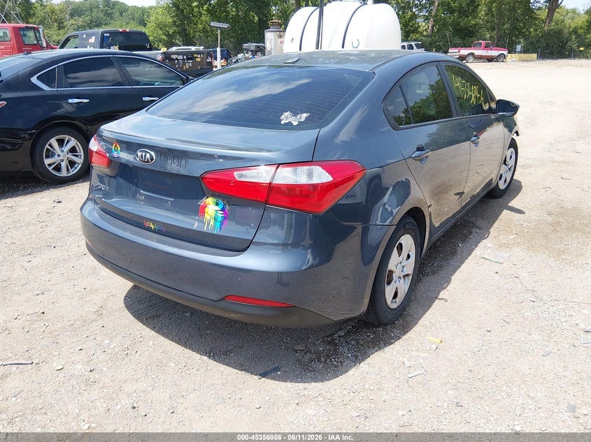 2015 Kia Forte VIN KNAFX4A64F5435063 IAAI salvage auction — FRONT END, Clear (Indiana), sold $400 on 2026-07-18 (photo 4)