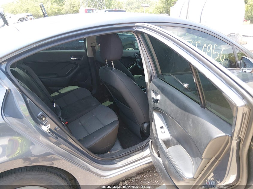 2015 Kia Forte VIN KNAFX4A64F5435063 IAAI salvage auction — FRONT END, Clear (Indiana), sold $400 on 2026-07-18 (photo 8)