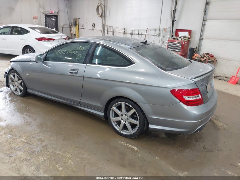 2012 Mercedes-benz VIN WDDGJ4HB9CF826751 IAAI salvage auction — LEFT FRONT, Salvage (Pennsylvania), sold $1,250 on 2026-07-16 (photo 3)