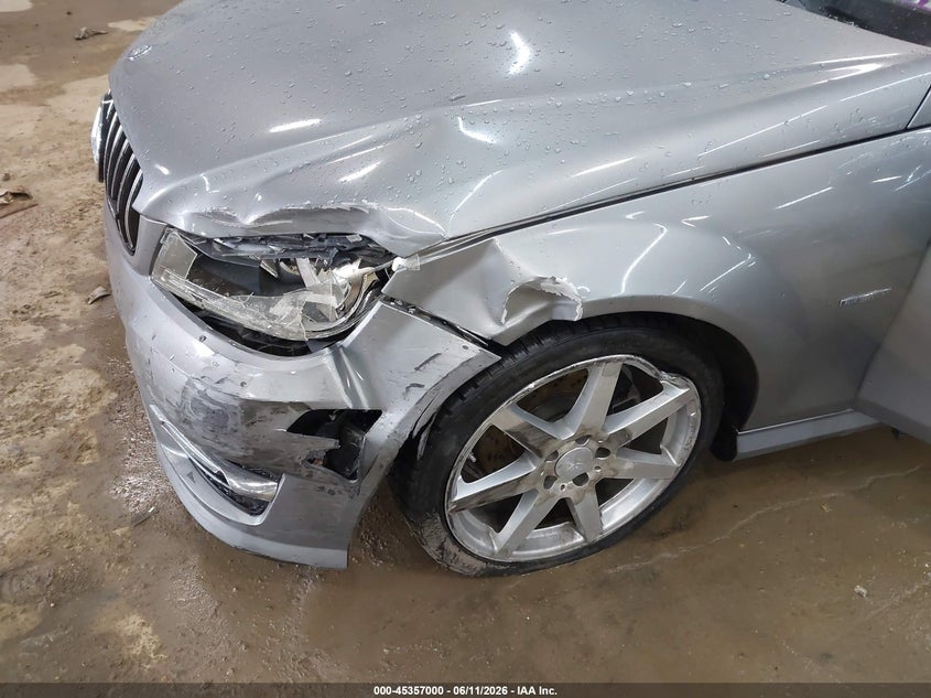 2012 Mercedes-benz VIN WDDGJ4HB9CF826751 IAAI salvage auction — LEFT FRONT, Salvage (Pennsylvania), sold $1,250 on 2026-07-16 (photo 6)