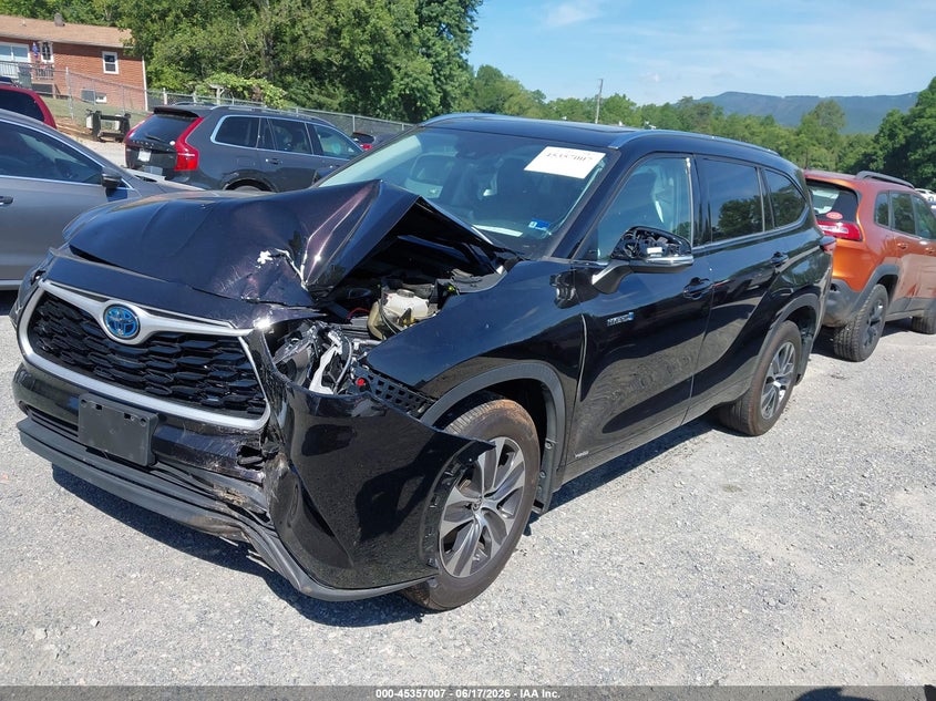 2020 Toyota Highlander VIN 5TDHBRCH3LS012342 IAAI salvage auction — FRONT END, Salvage (Virginia), sold $12,650 on 2026-07-07 (photo 2)