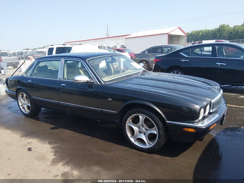 2002 Jaguar Xj series VIN SAJDA24C02LF41652 IAAI salvage auction — LEFT SIDE, Salvage (North Carolina), sold $1,450 on 2026-07-29 (photo 1)
