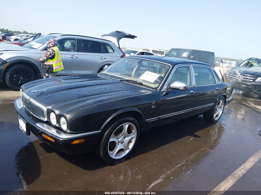 2002 Jaguar Xj series VIN SAJDA24C02LF41652 IAAI salvage auction — LEFT SIDE, Salvage (North Carolina), sold $1,450 on 2026-07-29 (photo 2)