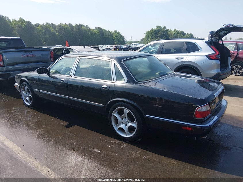 2002 Jaguar Xj series VIN SAJDA24C02LF41652 IAAI salvage auction — LEFT SIDE, Salvage (North Carolina), sold $1,450 on 2026-07-29 (photo 3)
