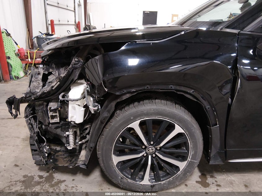 2021 Toyota Highlander VIN 5TDJZRBH4MS087387 IAAI salvage auction — LEFT FRONT, Salvage (Iowa), sold $16,750 on 2026-07-07 (photo 6)