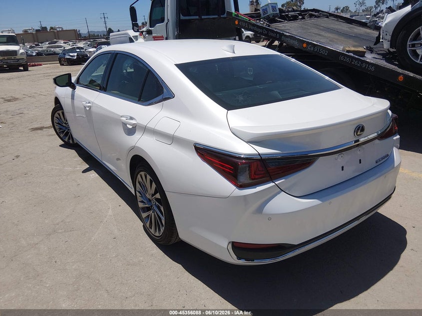 2025 Lexus ES 300h VIN 58AEA1C1XSU062633 IAAI salvage auction — Unknown, Salvage (California), sold $28,000 on 2026-07-05 (photo 3)