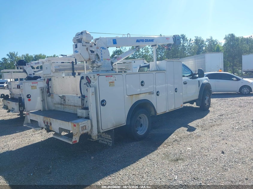 2020 Ford F-550 chassis VIN 1FDUF5GN7LEC47646 IAAI salvage auction — NORMAL WEAR, Clear (North Carolina), sold $27,250 on 2026-07-29 (photo 4)