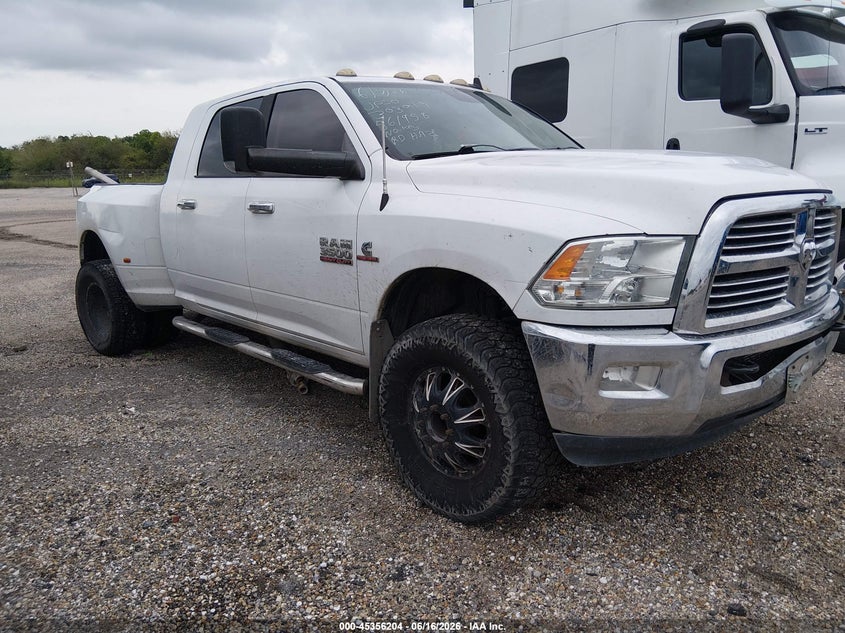 2015 Ram 3500 VIN 3C63RRLL8FG561958 IAAI salvage auction — SIDE, Salvage (Texas), sold $4,700 on 2026-07-27 (photo 1)