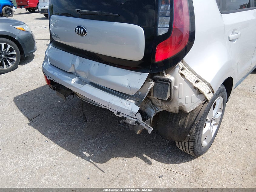 2017 Kia Soul VIN KNDJN2A23H7429251 IAAI salvage auction — RIGHT REAR, Salvage (Kansas), sold $425 on 2026-07-24 (photo 6)