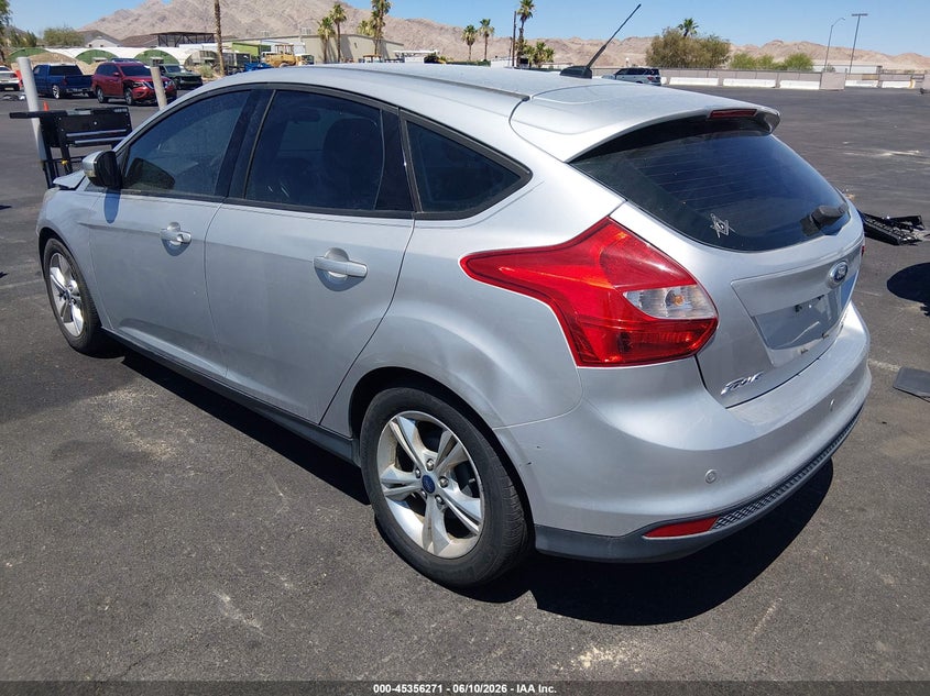 2014 Ford Focus VIN 1FADP3K23EL156736 IAAI salvage auction — NORMAL WEAR, Clear (Arizona), sold $275 on 2026-07-31 (photo 3)