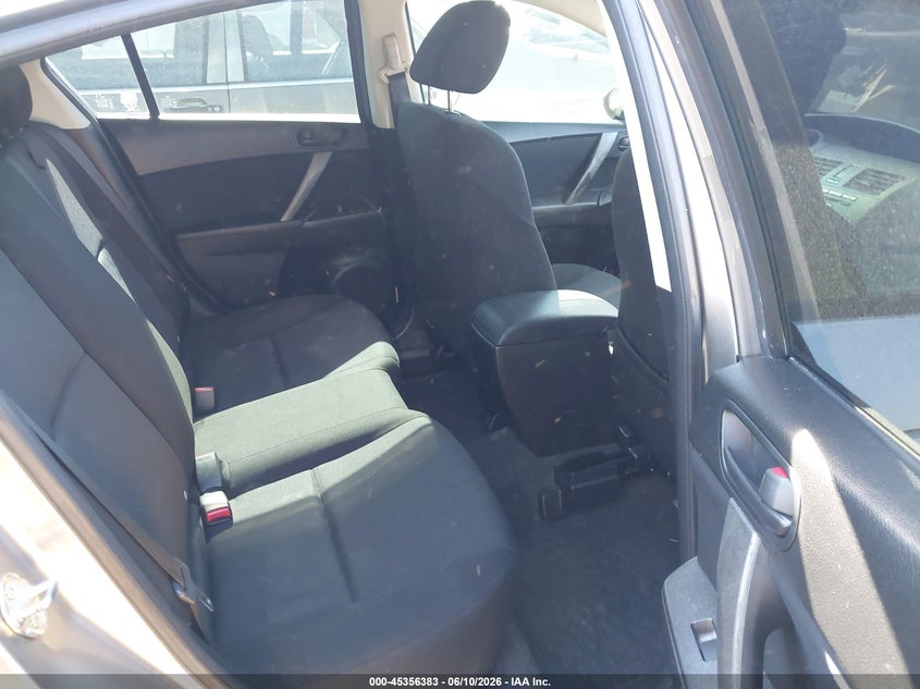 2010 Mazda 3 VIN JM1BL1SF6A1279747 IAAI salvage auction — NORMAL WEAR, App For Dup Clear (California), sold $325 on 2026-07-09 (photo 8)