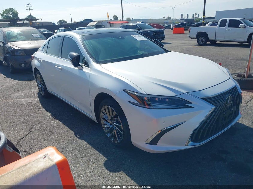 2024 Lexus ES 350 VIN 58AFZ1B1XRU163650 — IAAI salvage auction photo