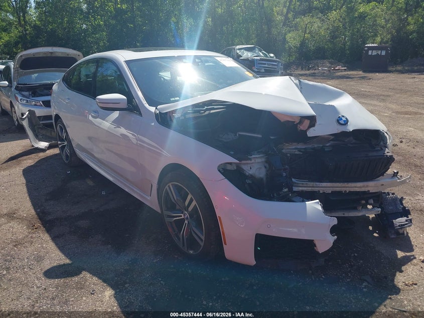 2019 BMW 6er VIN WBAJV6C5XKBK08178 IAAI salvage auction — FRONT END, Salvage (Ohio), sold $4,450 on 2026-07-17 (photo 1)