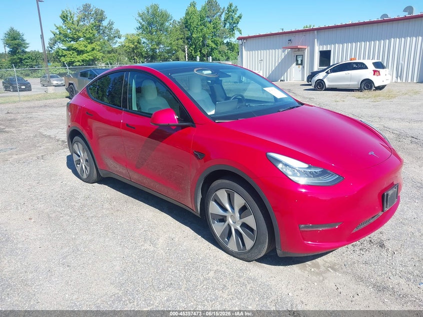 2023 Tesla Model y VIN 7SAYGDEE2PF617280 IAAI salvage auction — SIDE, Salvage (Virginia), sold $2,550 on 2026-07-24 (photo 1)