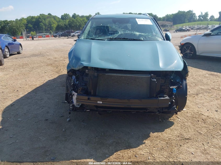 2026 Kia Seltos VIN KNDER2AA7T7838097 IAAI salvage auction — FRONT & REAR, Salvage Title, sold $2,400 on 2026-09-10 (photo 6)