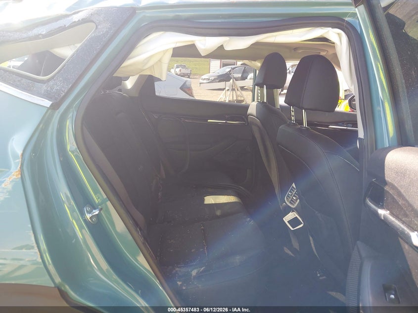 2026 Kia Seltos VIN KNDER2AA7T7838097 IAAI salvage auction — FRONT & REAR, Salvage Title, sold $2,400 on 2026-09-10 (photo 8)