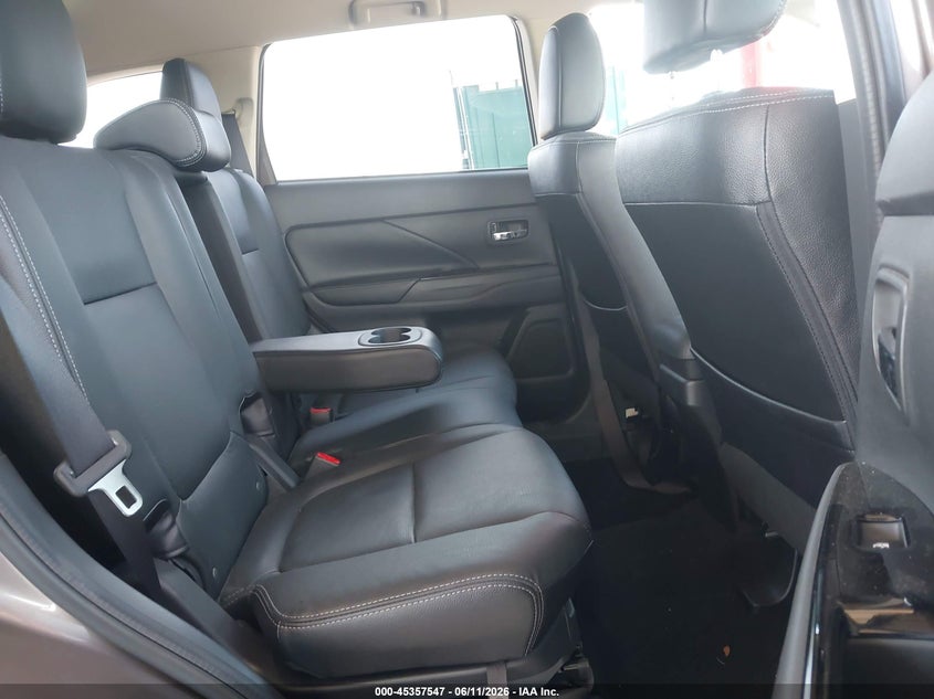 2017 Mitsubishi Outlander VIN JA4AD3A30HZ005915 IAAI salvage auction — RIGHT FRONT, Salvage Title, sold $50 on 2026-07-21 (photo 8)