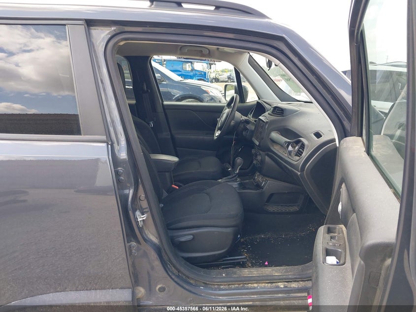 2023 Jeep Renegade VIN ZACNJDE11PPP34451 IAAI salvage auction — REAR END, Salvage Title, sold $5,600 on 2026-07-29 (photo 5)