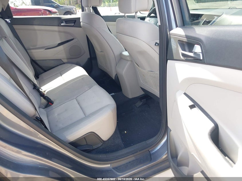 2017 Hyundai Tucson VIN KM8J33A49HU447540 IAAI salvage auction — FRONT END, Rebuildable (Florida), sold $3,350 on 2026-07-13 (photo 8)