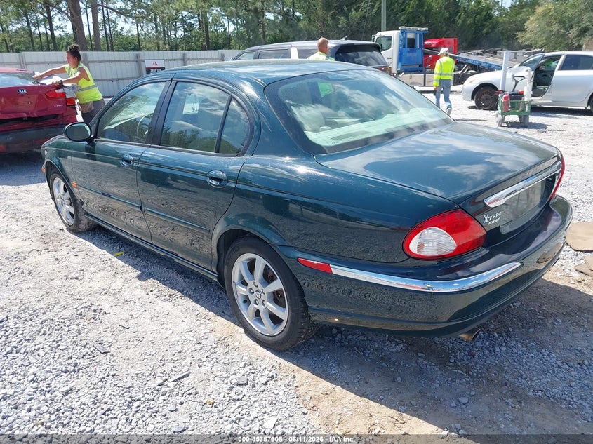2004 Jaguar X type VIN SAJEB52D04XD67687 IAAI salvage auction — NORMAL WEAR, Clear (Florida), sold $425 on 2026-07-09 (photo 3)