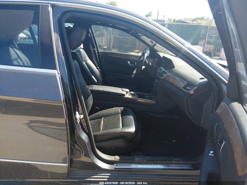 2012 Mercedes-benz E-klasse VIN WDDHF8JB8CA580232 IAAI salvage auction — FRONT & REAR, Salvage Title, sold $325 on 2026-07-23 (photo 5)