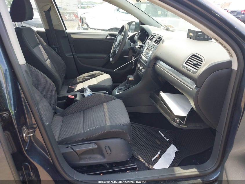 2010 Volkswagen Golf VIN WVWDB7AJ9AW363861 IAAI salvage auction — NORMAL WEAR, Clear (New York), sold $425 on 2026-07-14 (photo 5)