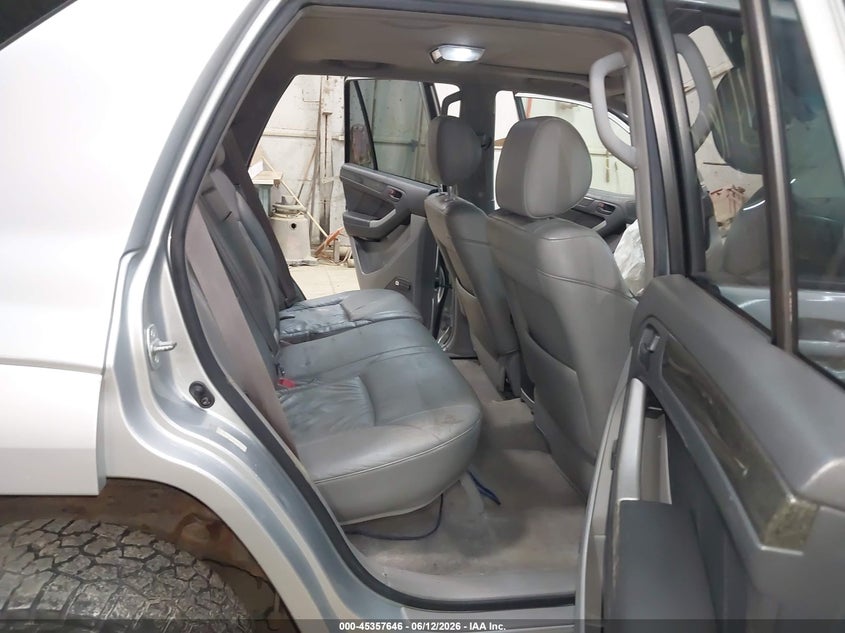 2005 Toyota 4runner VIN JTEBT17R450050347 IAAI salvage auction — FRONT END, Salvage (Pennsylvania), sold $675 on 2026-07-23 (photo 8)