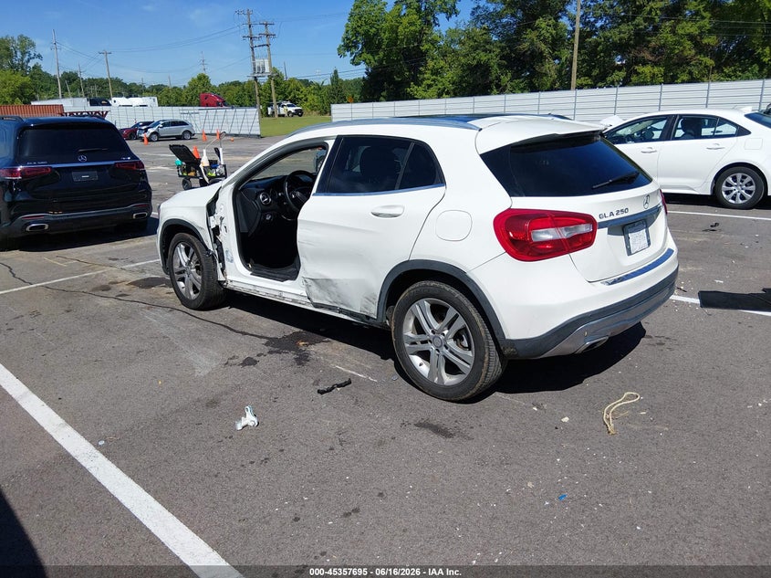 2015 Mercedes-benz Gla-klasse VIN WDCTG4EB5FJ182060 IAAI salvage auction — LEFT SIDE, Clear (Tennessee), sold $3,900 on 2026-07-28 (photo 3)