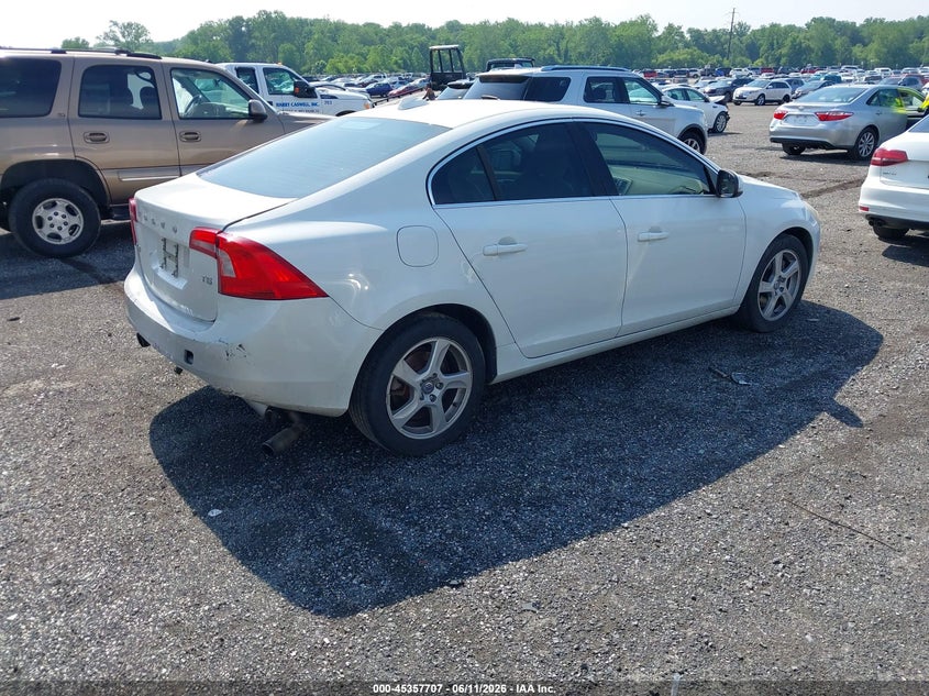 2013 Volvo S60 VIN YV1612FSXD2187621 IAAI salvage auction — UNDERCARRIAGE, Salvage Title, sold $475 on 2026-07-20 (photo 4)