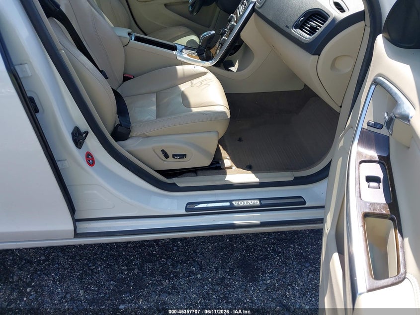 2013 Volvo S60 VIN YV1612FSXD2187621 IAAI salvage auction — UNDERCARRIAGE, Salvage Title, sold $475 on 2026-07-20 (photo 5)