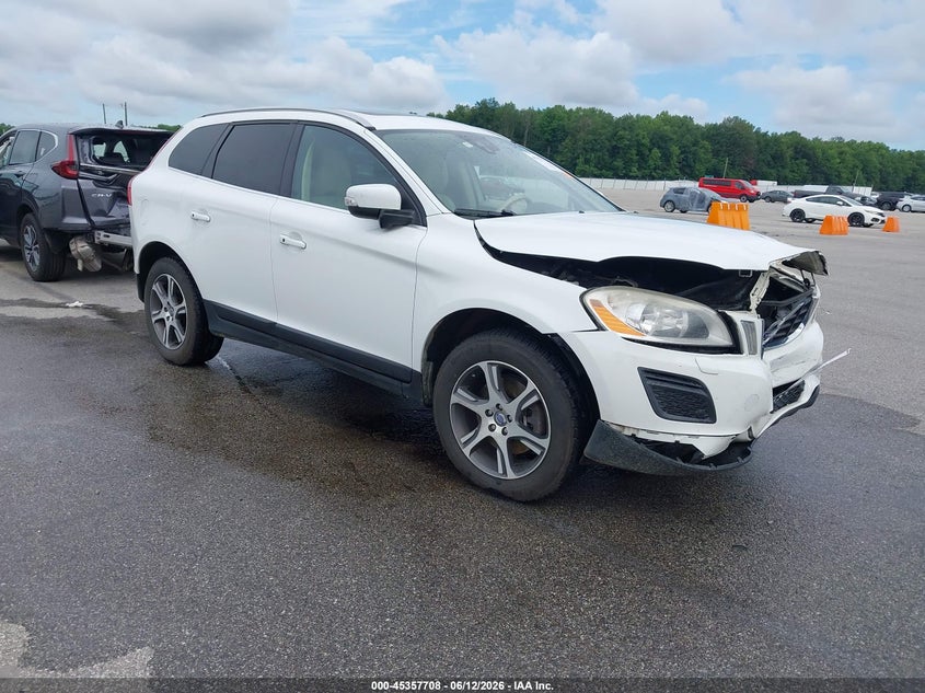 2012 Volvo Xc60 VIN YV4902DZ5C2302756 IAAI salvage auction — FRONT END, Clear (Indiana), sold $25 on 2026-07-23 (photo 1)