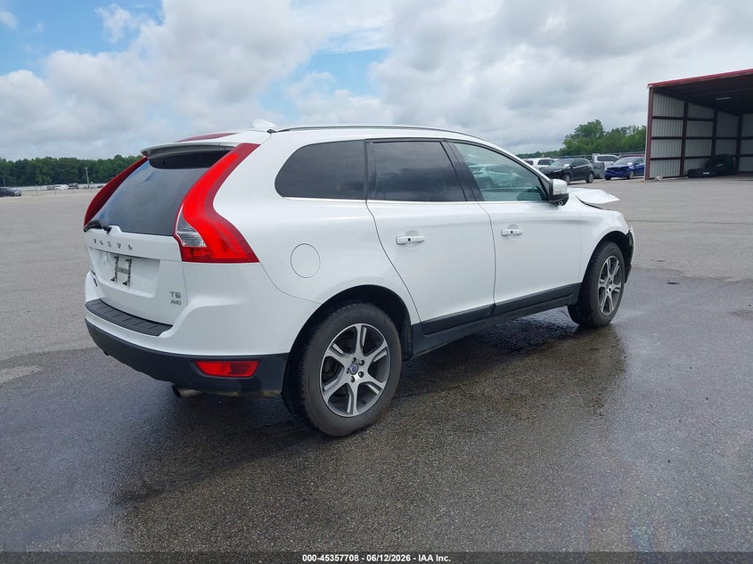 2012 Volvo Xc60 VIN YV4902DZ5C2302756 IAAI salvage auction — FRONT END, Clear (Indiana), sold $25 on 2026-07-23 (photo 4)