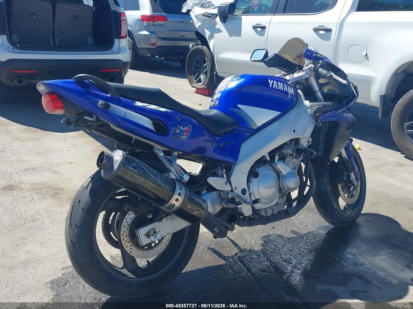 2000 Yamaha Yzf VIN JYA5AHE09YA021621 IAAI salvage auction — RIGHT SIDE, Salvage (Idaho), sold $300 on 2026-07-09 (photo 4)
