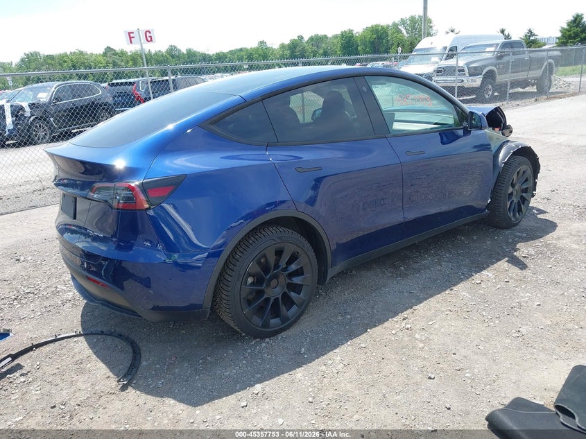 2023 Tesla Model y VIN 7SAYGDEE5PF692281 IAAI salvage auction — FRONT END, Mv-907A (New York), sold $9,250 on 2026-07-30 (photo 4)
