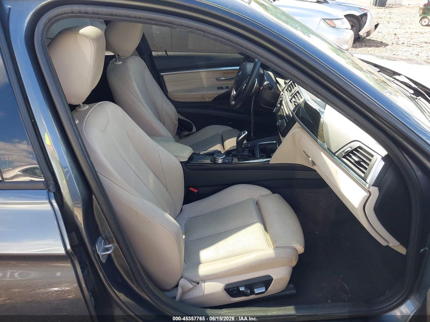 2016 BMW 3er VIN WBA8E9G57GNT82127 IAAI salvage auction — LEFT SIDE, Salvage (Ohio), sold $1,775 on 2026-07-15 (photo 5)