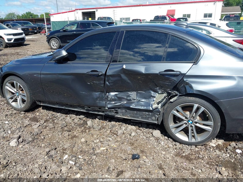 2016 BMW 3er VIN WBA8E9G57GNT82127 IAAI salvage auction — LEFT SIDE, Salvage (Ohio), sold $1,775 on 2026-07-15 (photo 6)