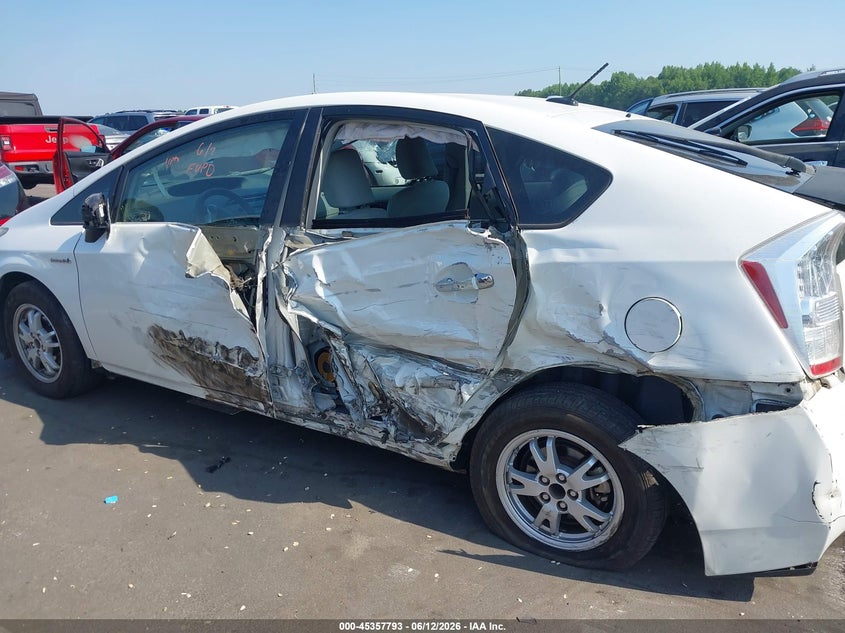 2010 Toyota Prius VIN JTDKN3DU2A0208620 IAAI salvage auction — LEFT & RIGHT, Salvage (North Carolina), sold $900 on 2026-07-08 (photo 6)