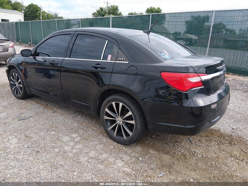 2013 Chrysler 200 VIN 1C3CCBBB6DN600453 IAAI salvage auction — FRONT END, Salvage Title, sold $300 on 2026-09-02 (photo 3)