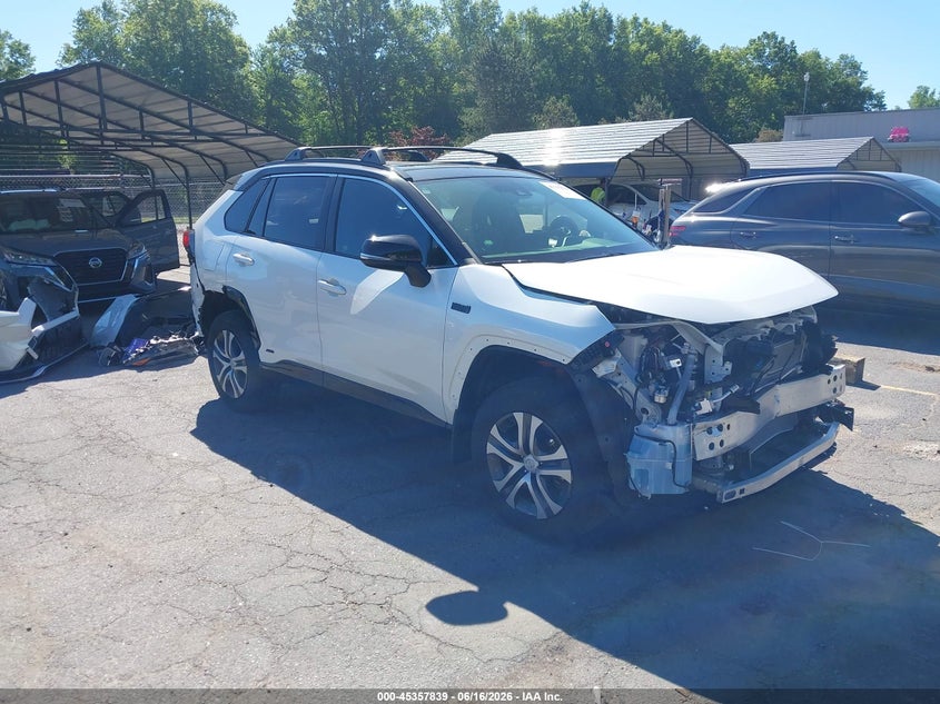 2024 Toyota Rav 4 VIN JTMEB3FV9RD216150 IAAI salvage auction — FRONT & REAR, Salvage Title, sold $13,800 on 2026-07-30 (photo 1)
